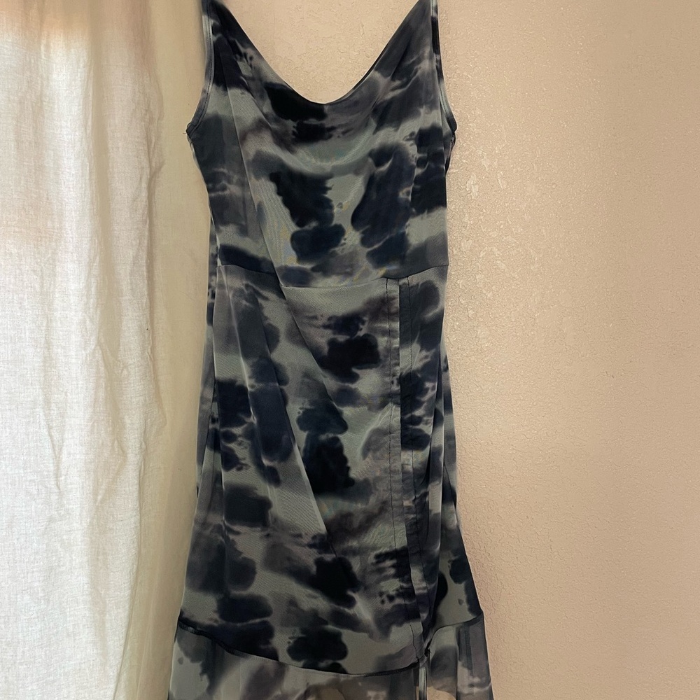 PrettyLittleThing Black and Gray High Low Dress